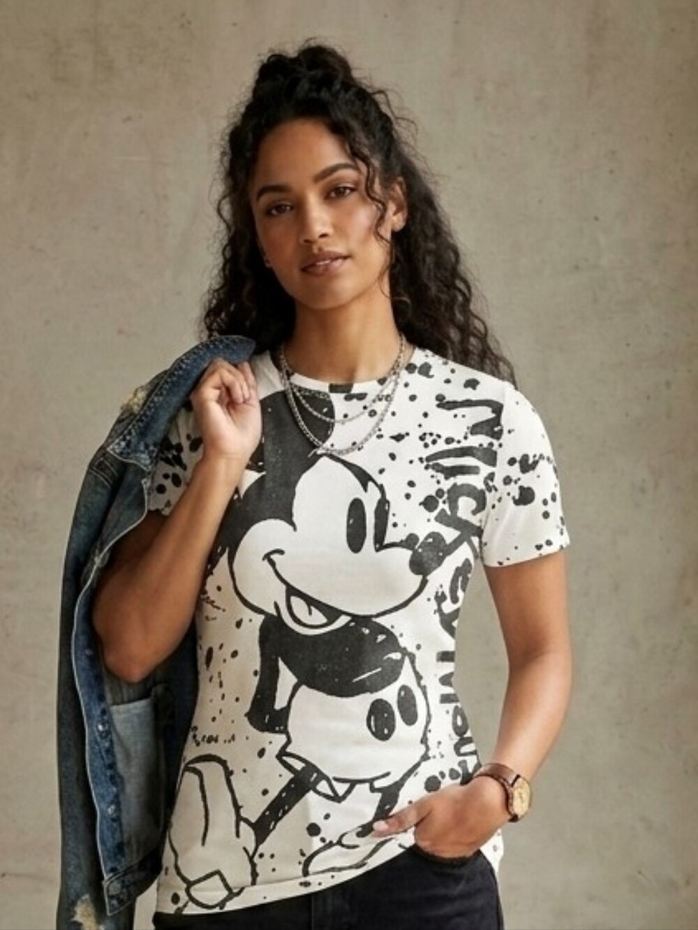 90s Mickey Mouse T-Shirt - Black and White